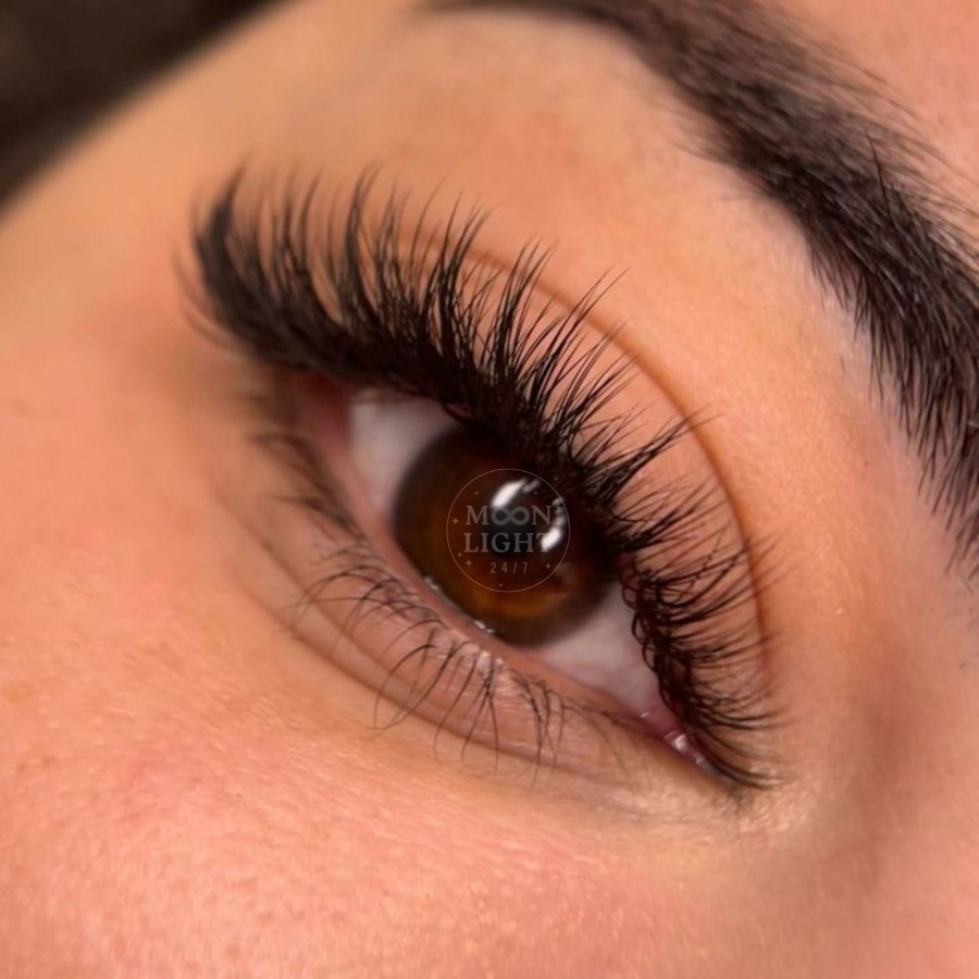 24/7 Moonlight Nails & Lashes
